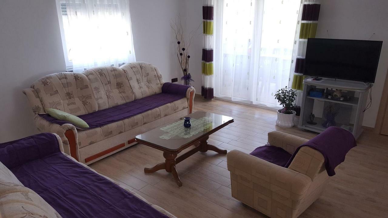 Apartment Rose Pula Ngoại thất bức ảnh