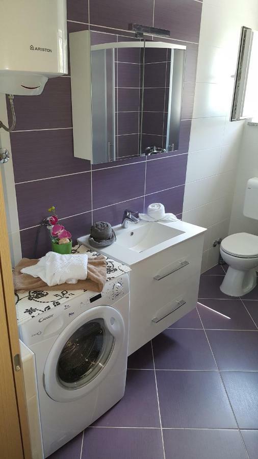 Apartment Rose Pula Ngoại thất bức ảnh